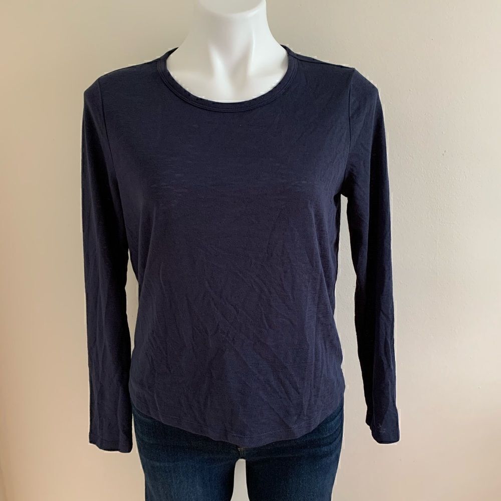 Athleta Long Sleeve Keyhole Top